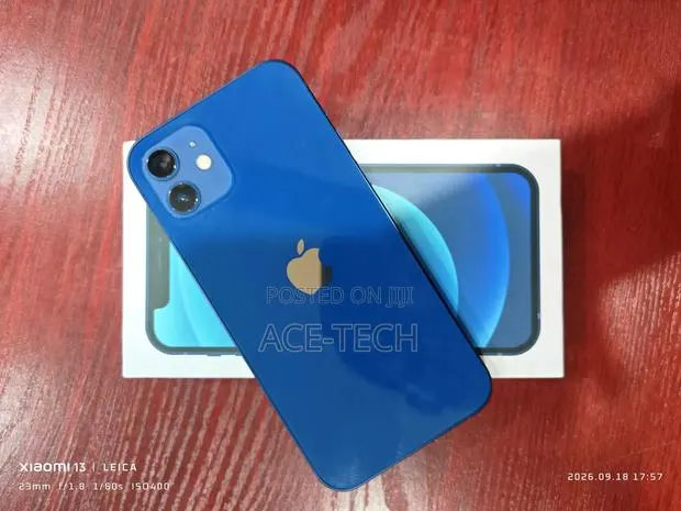 Apple iPhone 12 128 GB Blue · Photo 1