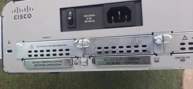 CISCO 1900 Series 1941 Integrated Services Router W/Rack Ear · Photo 2