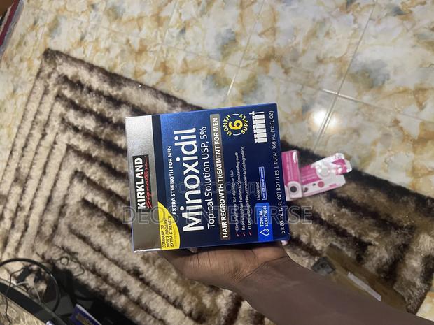 Effective Kirkland Minoxidil Box · Photo 1