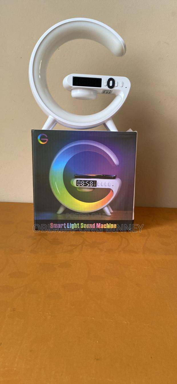 Bluetooth Speaker With Wireless Charger and Light · Photo 3