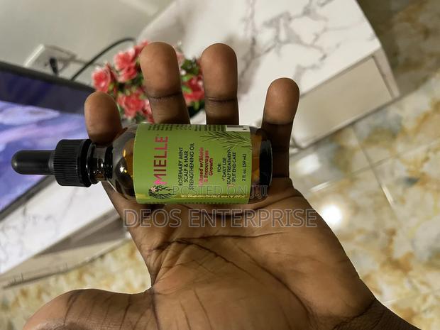 Mielle Rosemary Mint Scalp Hair · Photo 1