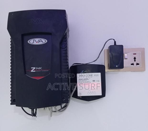 Maximum Security Electric Perimeter Fencing With Razor · Photo 4
