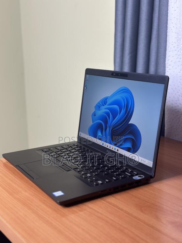 Laptop Dell Latitude 5400 16GB Intel Core I5 SSD 256GB · Photo 2