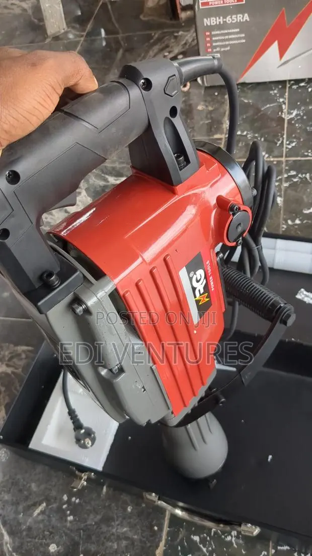 NRG 1600w Demolition Hammer With 2 Chisel Bits · Photo 1