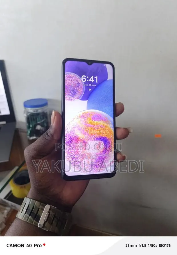 Samsung Galaxy A23 128 GB Black · Photo 1