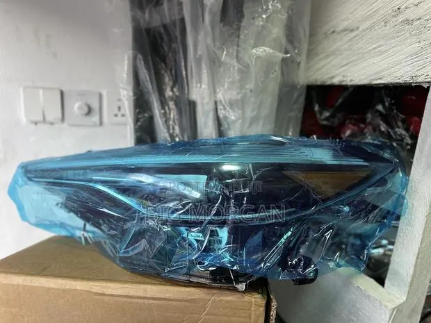 Toyota Corolla Cross 2022 2023 2024 2025 2026 Headlight Full LED · Photo 1