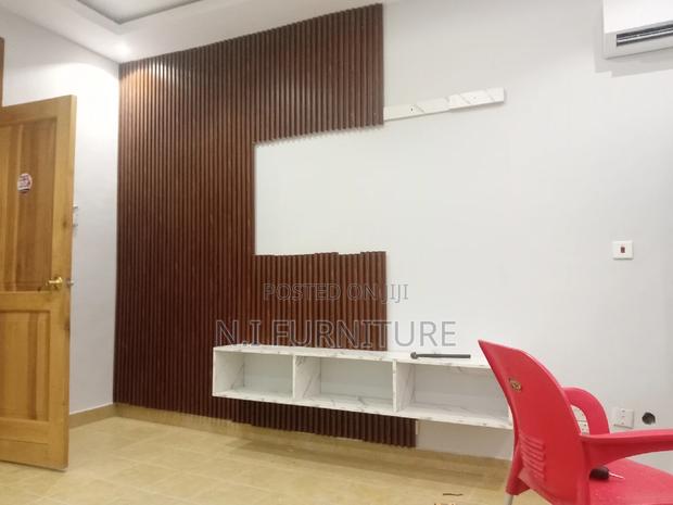 Fluted Wall Panel · Photo 3