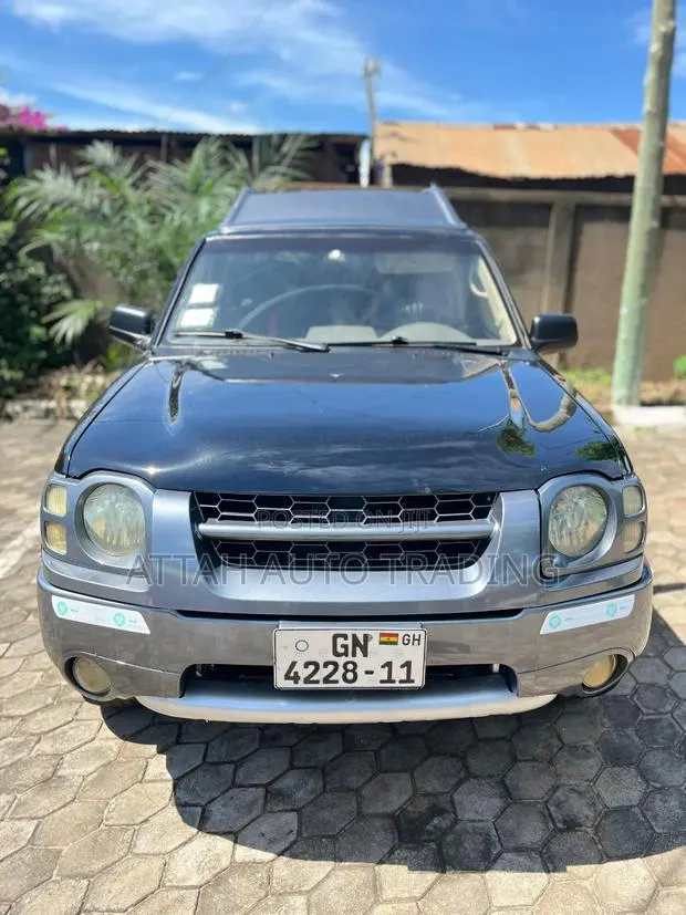 Nissan Xterra 2006 Green · Photo 1