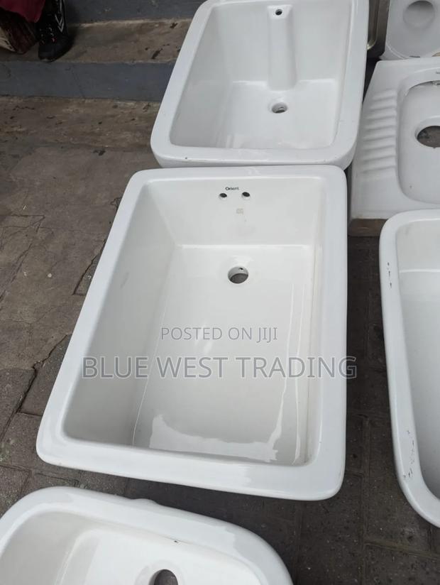 Hospital Sink · Photo 1