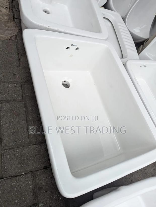 Hospital Sink · Photo 3