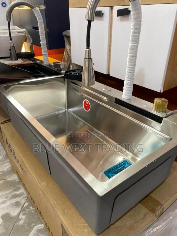 Grey Luxury Waterfall Cabinet Sink · Photo 6