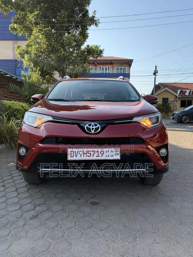 Toyota RAV4 2016 Red