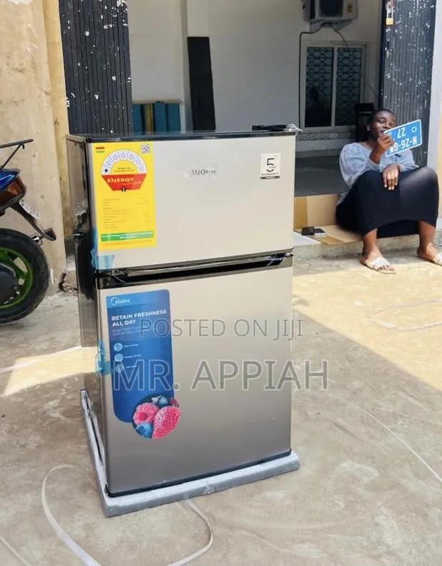 Sleek Design Midea Double Door Table Top Refrigerator(87l) · Photo 1