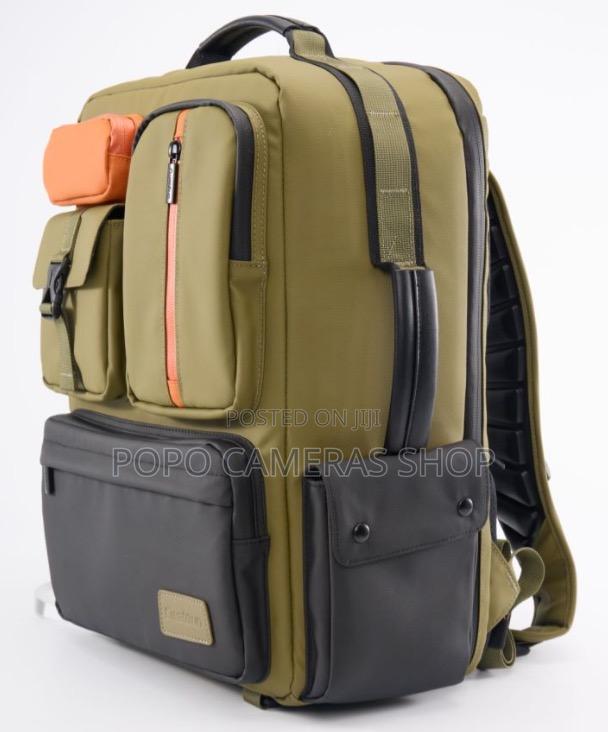 Caden D117 Backpack · Photo 1