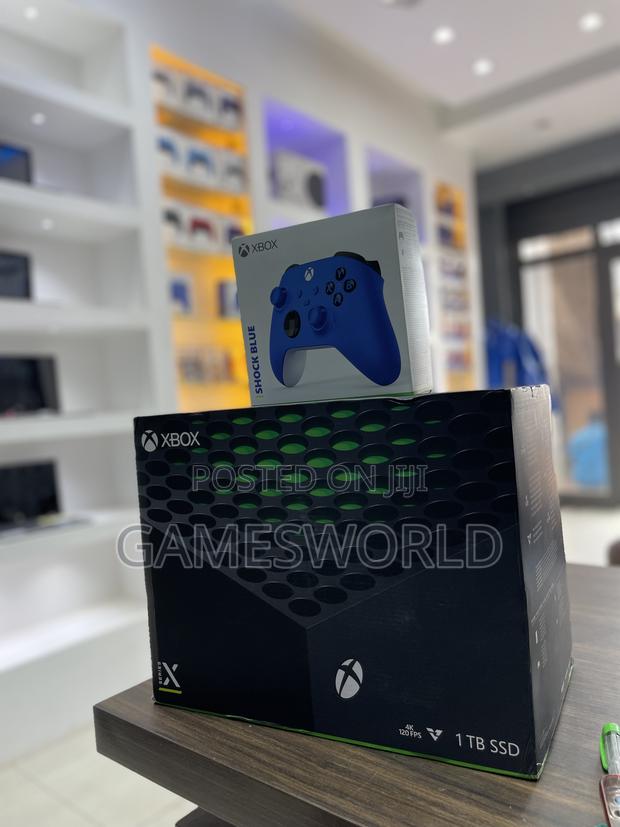 Xbox Series X | 1tb SSD | HDR Gaming | Brand New · Photo 1