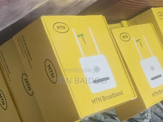 MTN Universal Cat 6 Router (One Powerbank+2 Antennas) · Photo 1