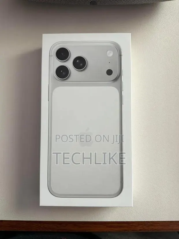 New Apple iPhone 17 Pro Max 2 TB Blue · Photo 3