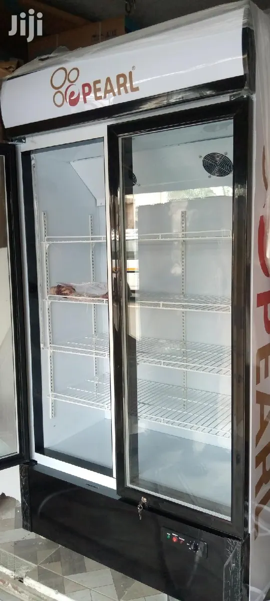 Brand New Display Fridge- 520 Litres · Photo 1