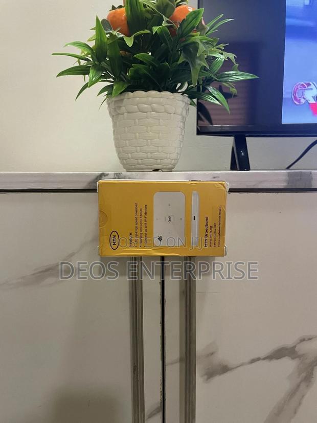 MTN Universal 4G LTE Mifi (Quick Faster ) · Photo 1