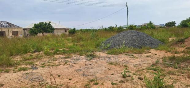 Super Genuine Plots at Dahwenya · Photo 1
