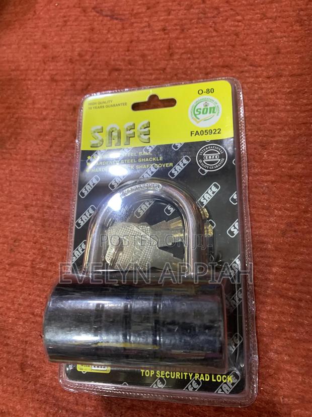 Safe Padlock · Photo 3