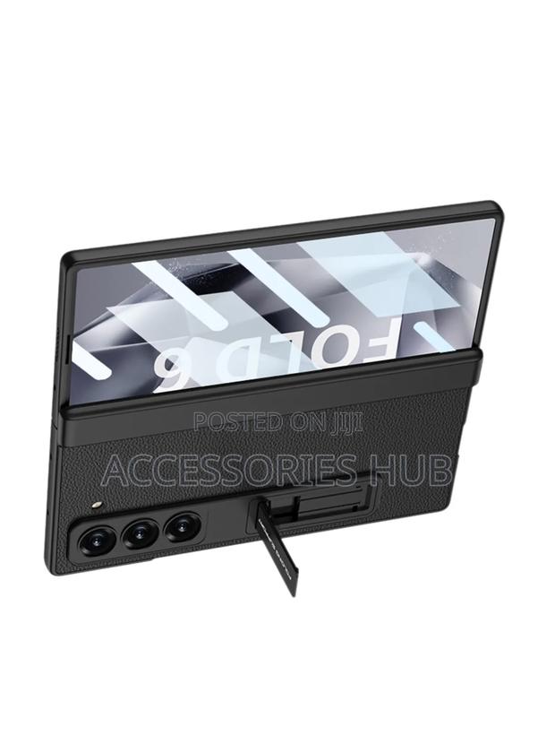 Z Fold 6 Case With Inbuilt Protector And S Pen Holder · Photo 4