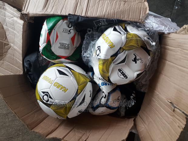 Original Football Suitable for All Weather · Photo 4