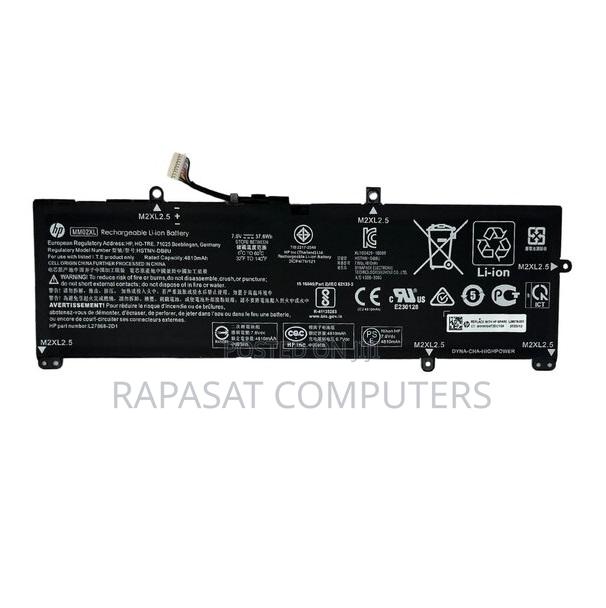 HP MM02XL Laptop Battery · Photo 1