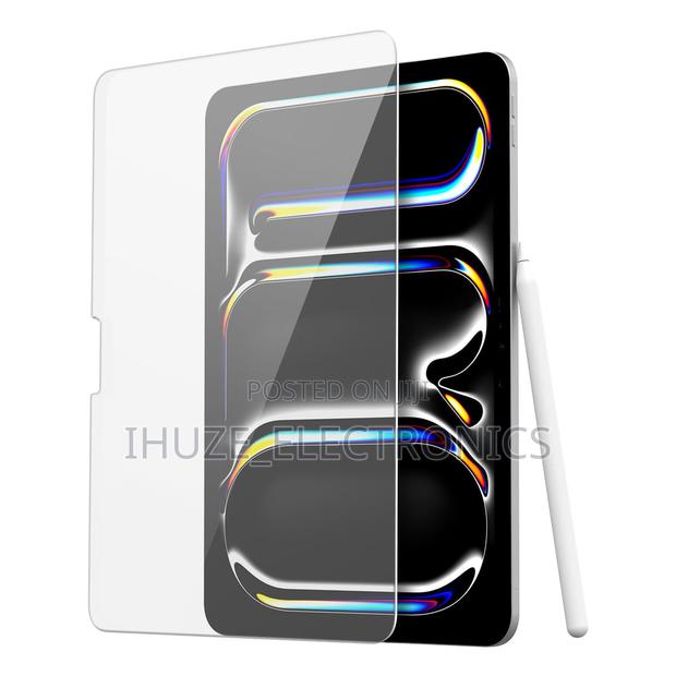 M4/M5 iPad Pro 11/13-Inch Screen Protector · Photo 1