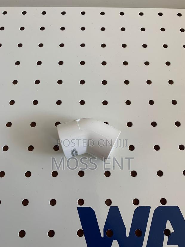 PVC 90° Elbow 19mm or 25mm - Wvl1814 · Photo 3