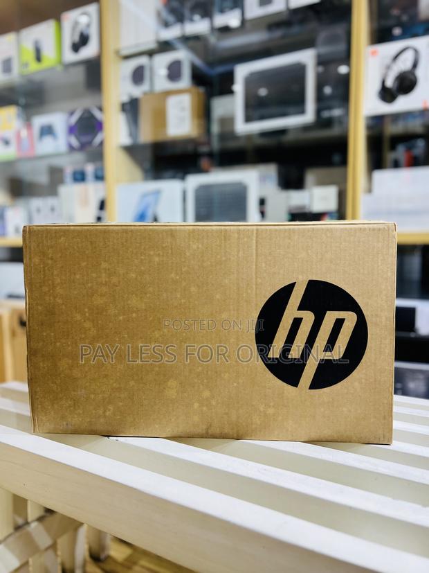 New Laptop HP 15-Dw1197nia 4GB Intel Core I3 HDD 1T · Photo 2