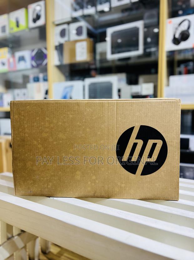 New Laptop HP 15-Dw1197nia 4GB Intel Core I3 HDD 1T · Photo 4