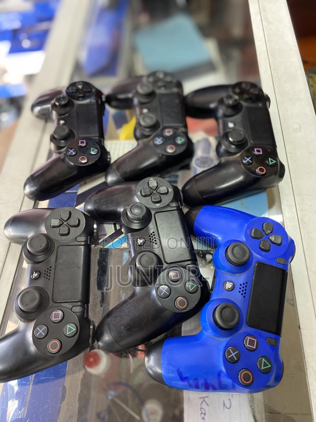Uk Used Ps4 Pads · Photo 2