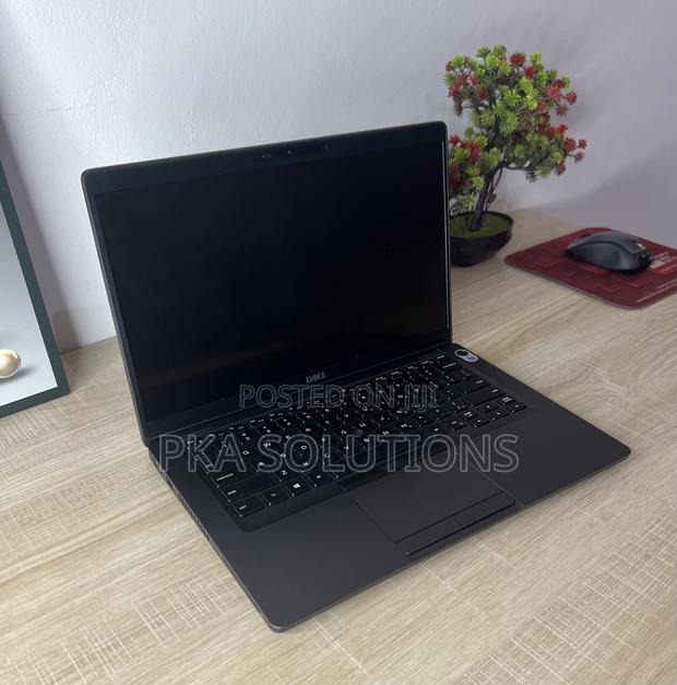 Laptop Dell Latitude 5400 16GB Intel Core I7 SSD 512GB · Photo 6