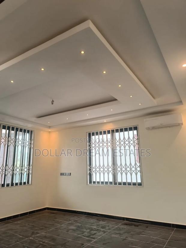 5bdrm House in East Legon for sale · Photo 6
