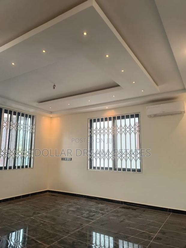 5bdrm House in East Legon for sale · Photo 7