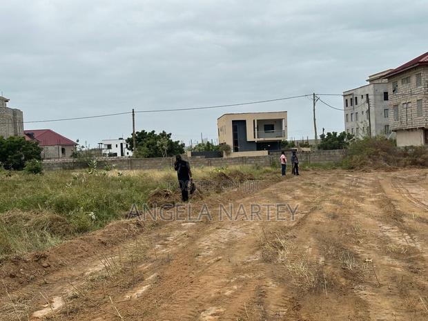 Plots Available for Sale in Celebrity Hills-Lashibi · Photo 3