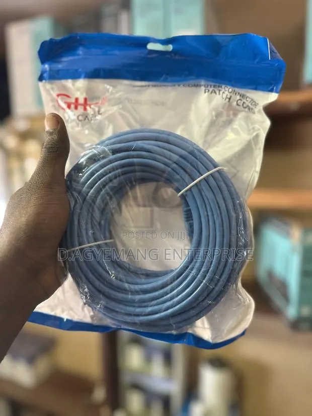 20m Patch Cable · Photo 1