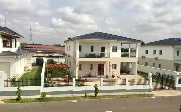 4bdrm House in Sakumono, Spintex for sale · Photo 3