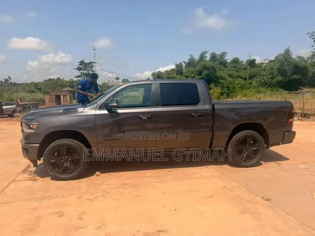 RAM 1500 2022 Black · Photo 1