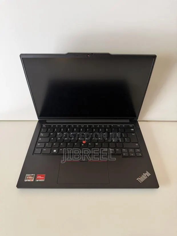 Laptop Lenovo ThinkPad E14 Gen 5 16GB AMD Ryzen 5 SSD 256GB · Photo 1