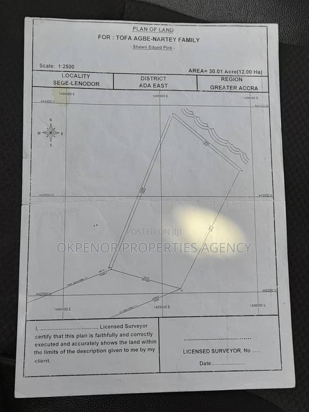 Land for Sale at Sege · Photo 7