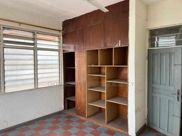 7bdrm House in Accra for sale · Photo 8