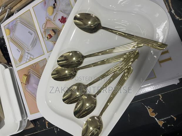 Stainless Steel Golden Spoons 6pcs · Photo 1