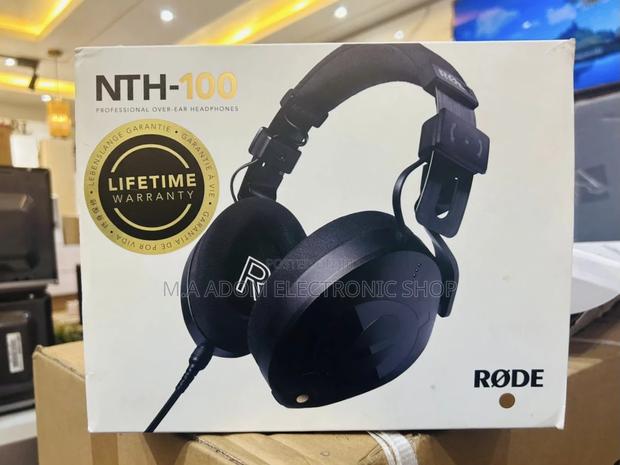 Classic Design RØDE NTH-100 Professional Over-Ear Headphones · Photo 1