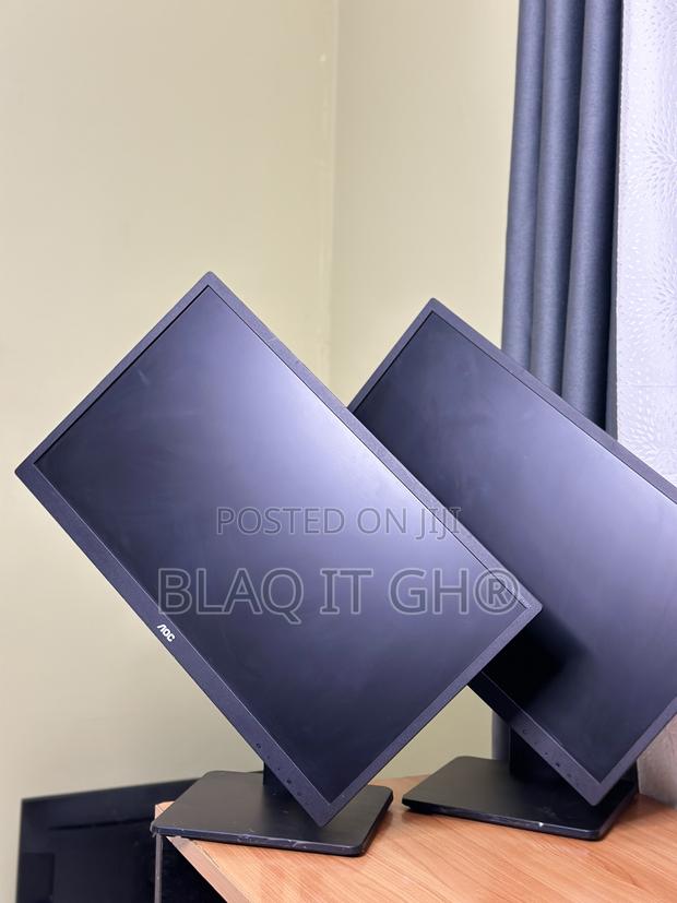 AOC 24 Inches IPS FHD With Speakers · Photo 1
