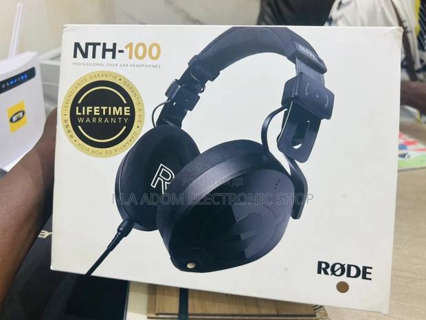 Shop Quality RØDE NTH-100 Professional Over-Ear Headphones · Photo 1