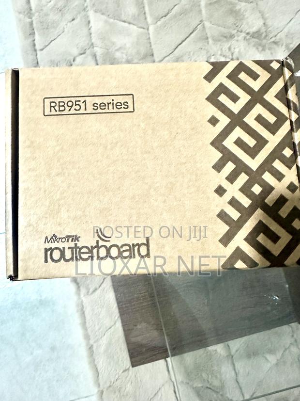 Rb951ui-2hnd · Photo 1