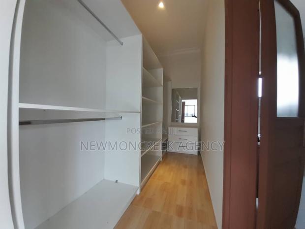 4bdrm Duplex in Amanfrom,Adenta, Accra Metropolitan for sale · Photo 5