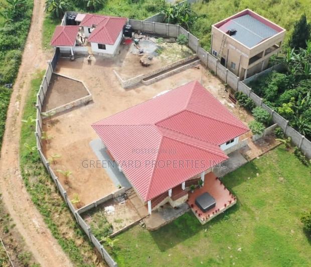 5bdrm House in Papaye Resort, Aburi for sale · Photo 1